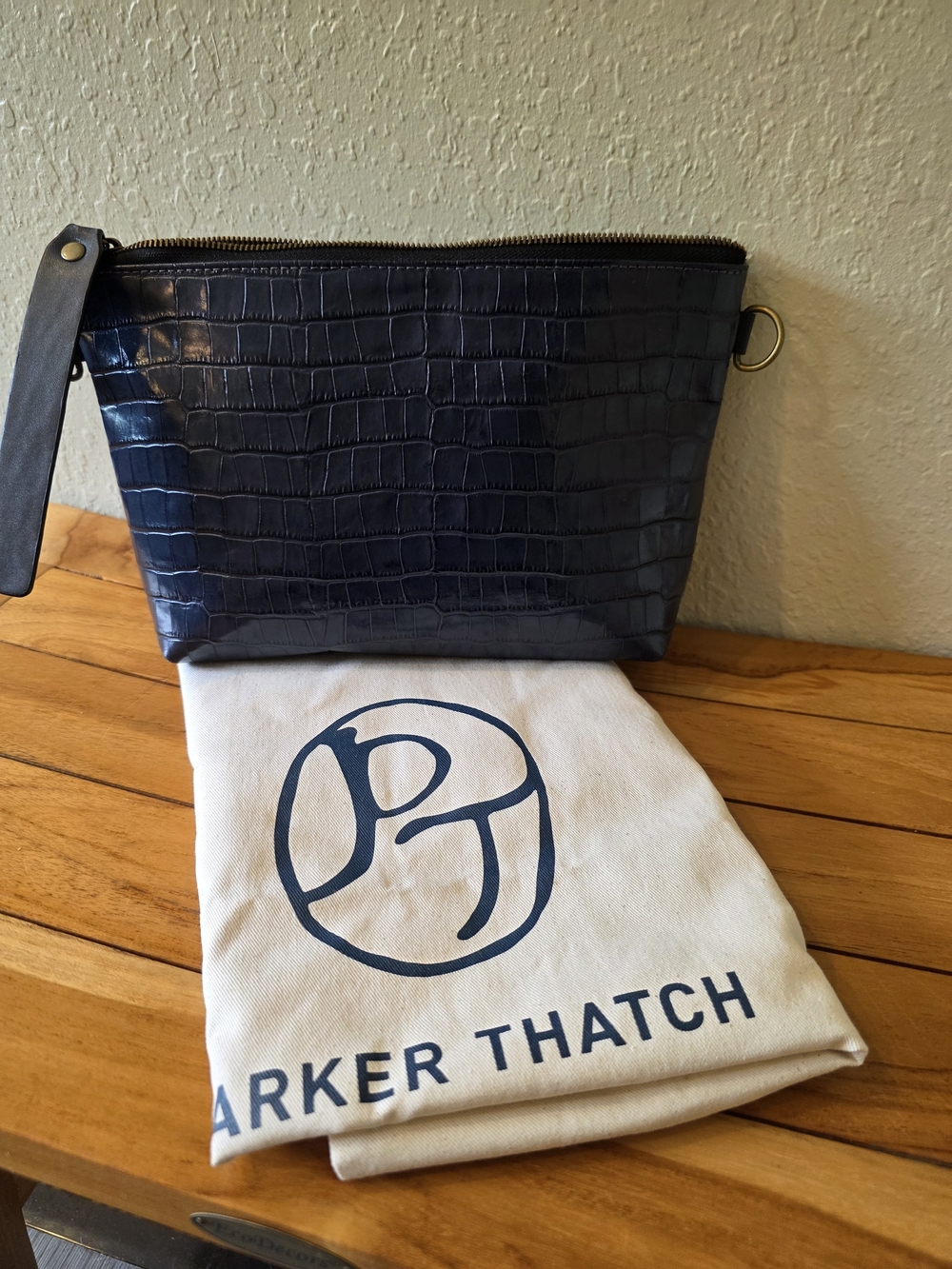 EUC Parker Thatch Dusk Blue Big Buddy